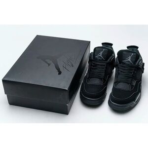 Jordan 4 black cat